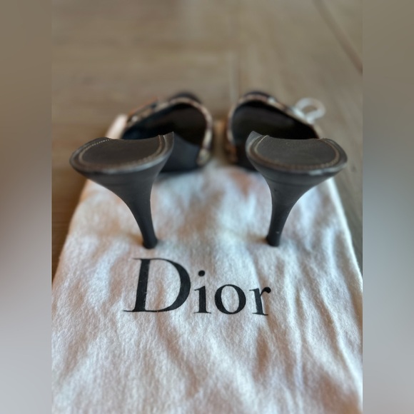 Authentic Christian Dior women’s canvas slides size euro 39 or US 8.5 - Picture 4 of 6